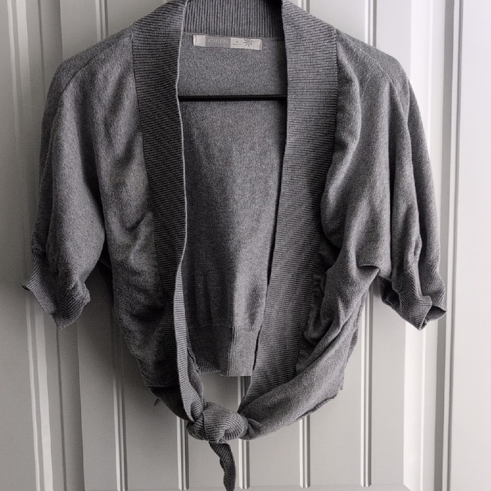 Athleta Light Gray Knit Top